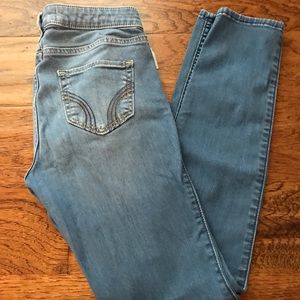 Hollister light washed jeggings